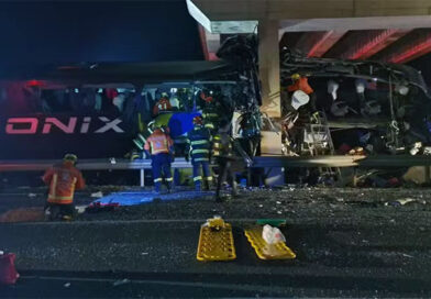 Acidente com ônibus em rodovia no interior de SP deixa 10 mortos