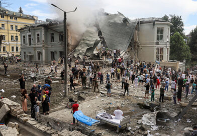 Ataque russo em Kiev faz sete mortos; hospital pediátrico é um dos alvos