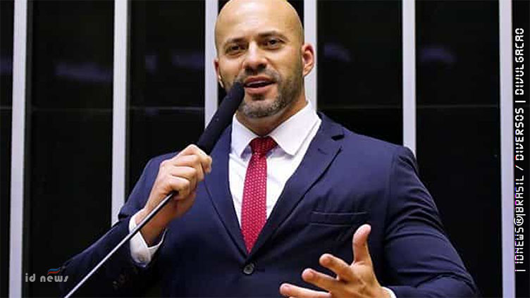Moraes cobra de Daniel Silveira multa e nega colocar ex-deputado em regime semiaberto