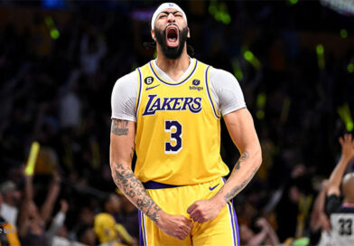 Anthony Davis marca 35 pontos e lidera virada do Lakers sobre o Phoenix Suns