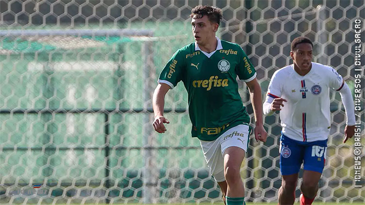 Palmeiras assina 1º contrato profissional de jovem zagueiro e coloca multa de R$ 600 milhões