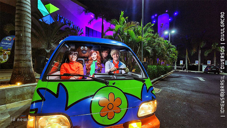 Turma do Scooby-Doo anima baladinha de Halloween no Shopping Jaraguá