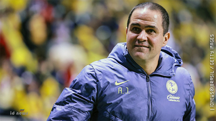 André Jardine conquista tricampeonato com o América e faz história no futebol do México