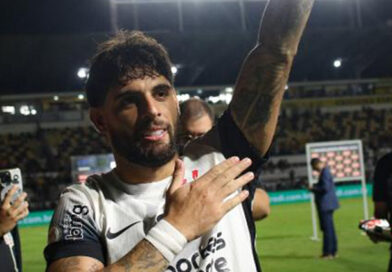 Yuri renasce no Corinthians, vira ímã de gols e pode repetir feito de Jô