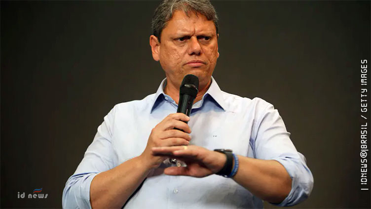 Tarcísio promete ‘todo esforço’ para esclarecer mortes em ataque a assentamento do MST